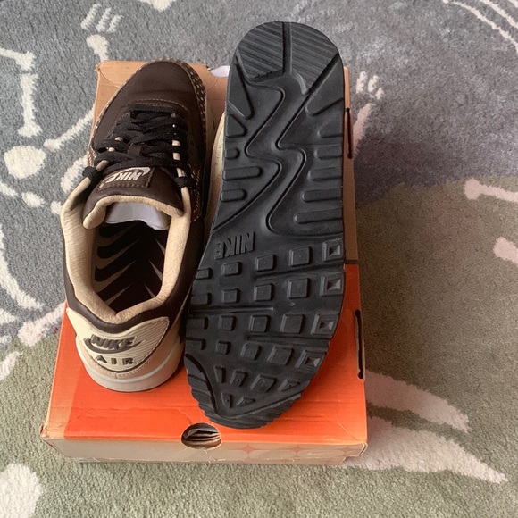 2005 NIKE AIR MAX 90 FOOTPATROL POLKA DOTS BROWN OFF WHITE ATMOS 1 313093-201 9 - Picture 10 of 15